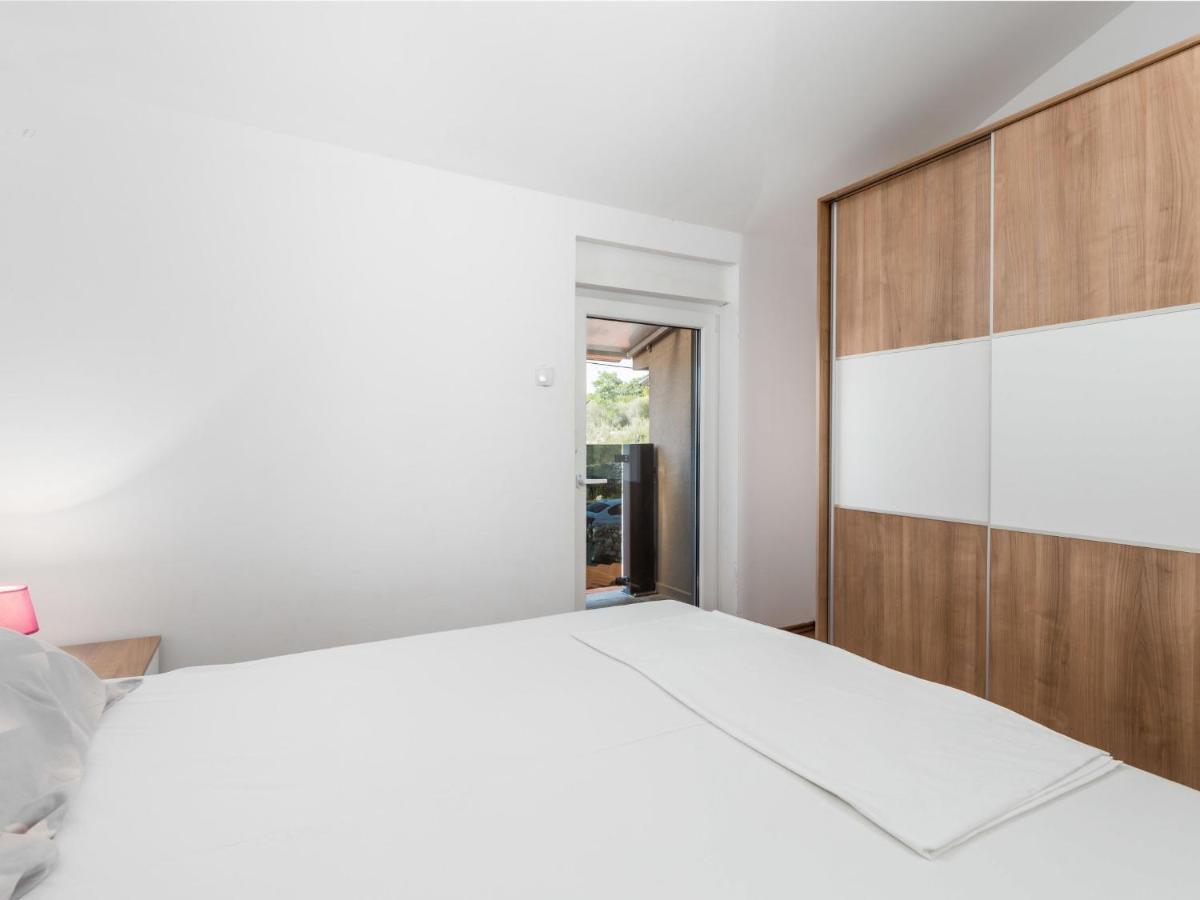Holiday Home Radmila - Mlk137 By Interhome Silo  Exterior photo